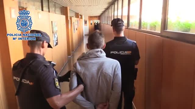 Detienen in fraganti a dos ladrones a la salida de un banco en Madrid