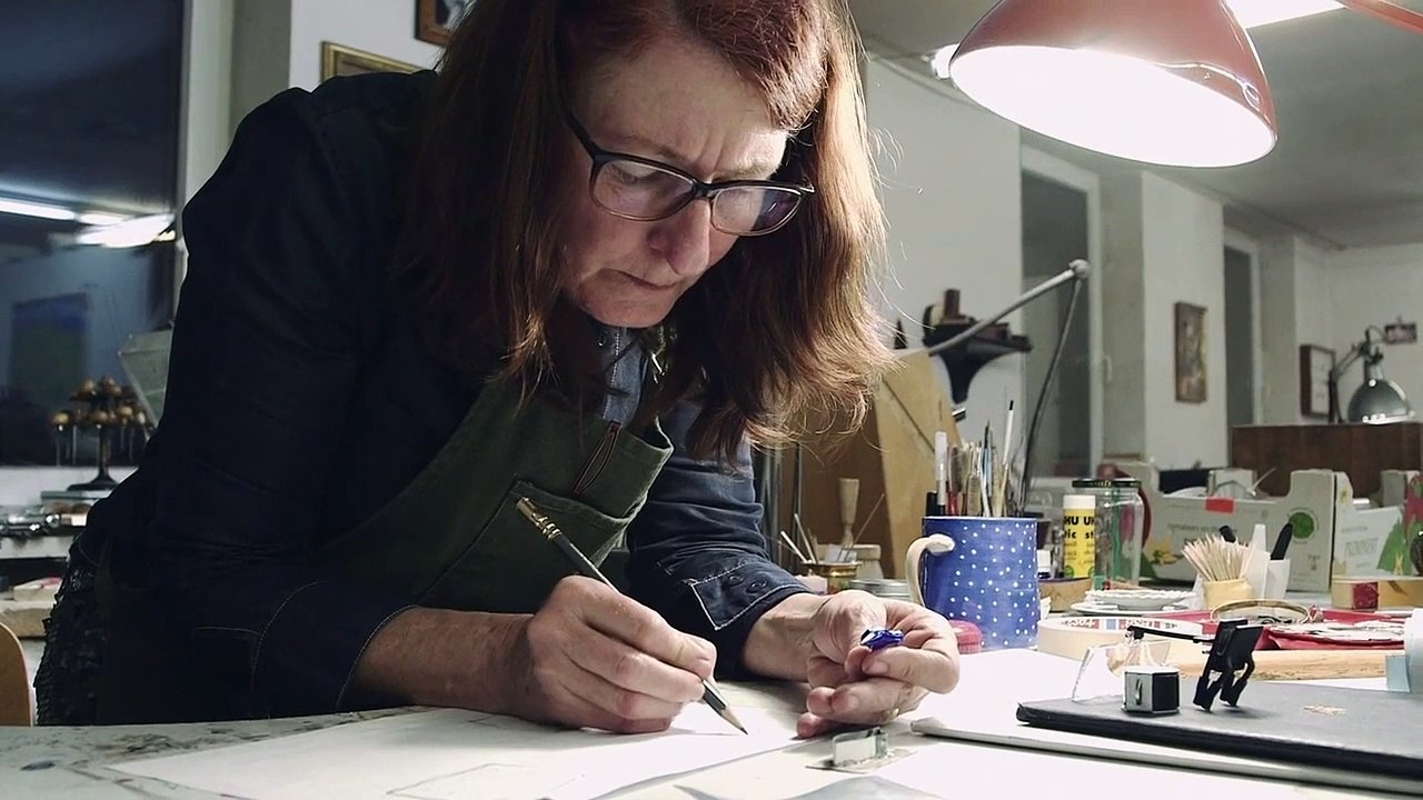 Hunter From Elsewhere - A Journey With Helen Britton Trailer OV