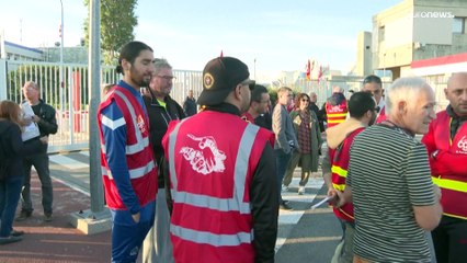 Descargar video: Crisi benzina, in Francia la protesta entra nella sua terza settimana