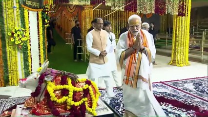 महाकाल मंदिर परिसर में प्रधानमंत्री श्री मोदी ने की पूजा | MAHAKAL MANDIR PARISAR MAI MODI NE KI POOJA