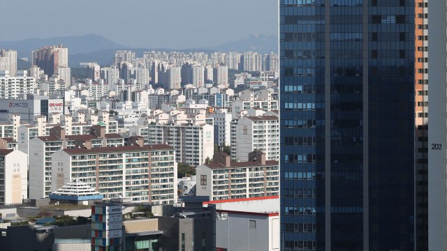 1기 신도시 재정비 선도지구 2024년까지 지정 / YTN