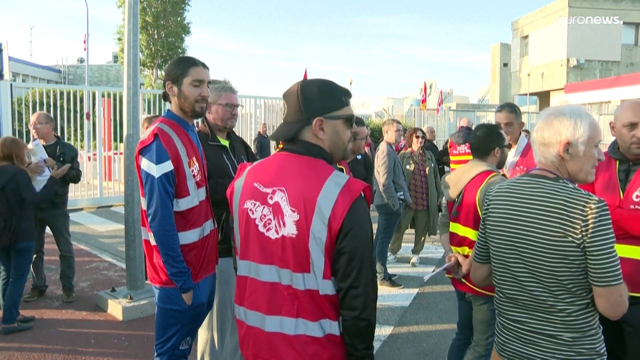 'Dialog ja - Blockade nein!' Frankreich will Raffinerie-Personal zwangsverpflichten
