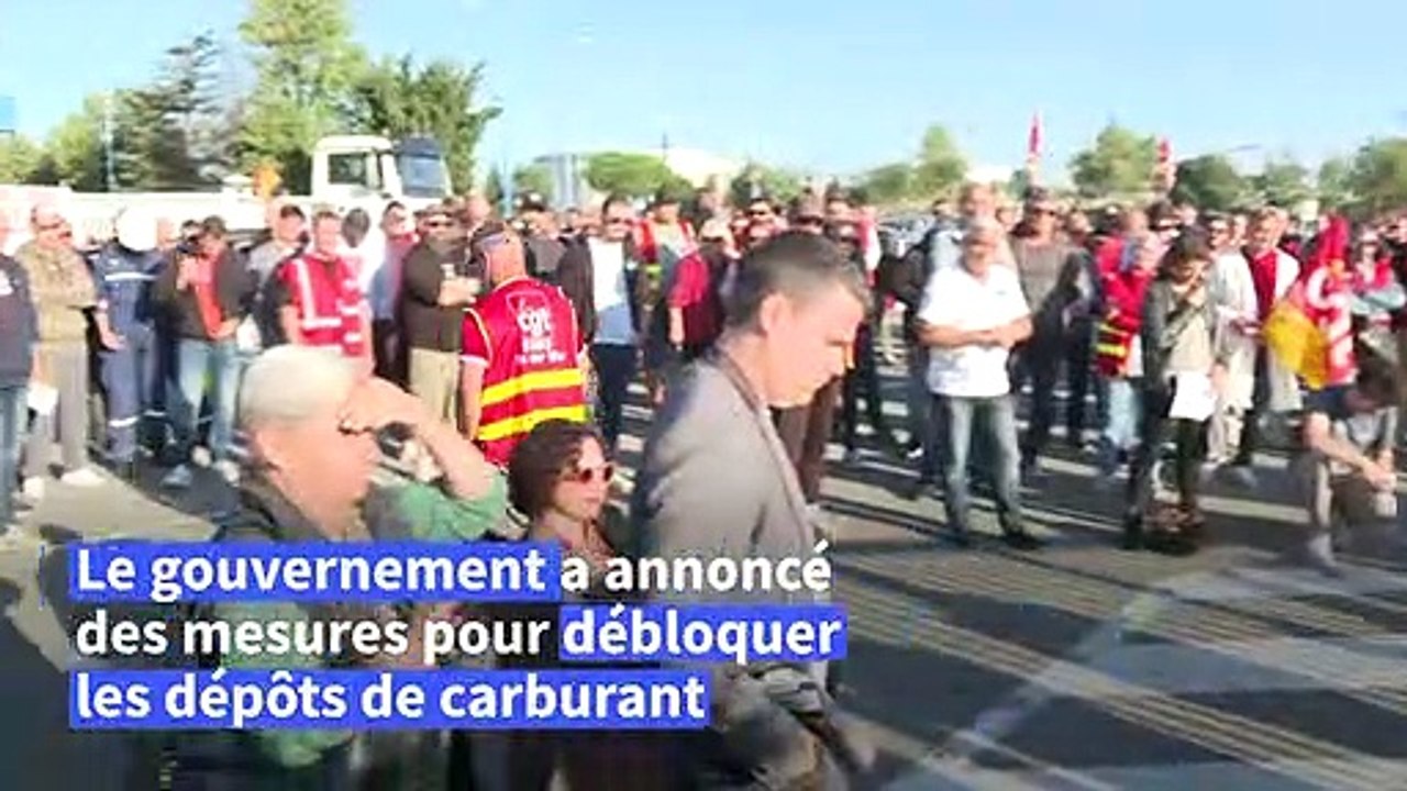 Carburants: le gouvernement dégaine des réquisitions, les grèves se maintiennent