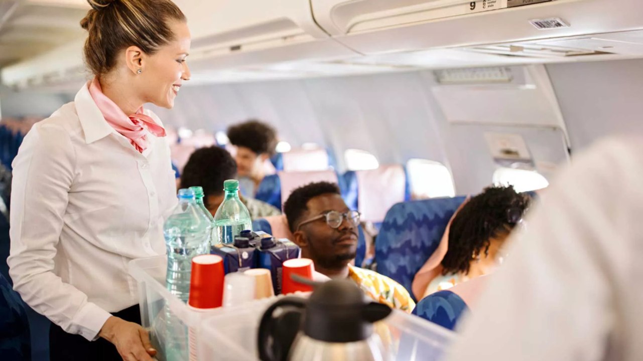 9 Simple Ways to Make Your Flying Experience Smoother, According to Flight Attendants