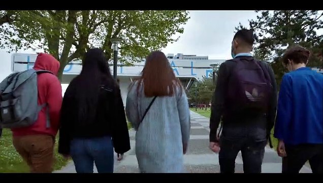 Premières Urgences Bande-annonce VF