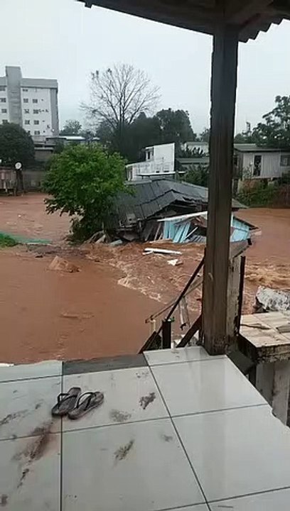 Chuvas intensas colocam população em risco no sudoeste do Paraná; veja