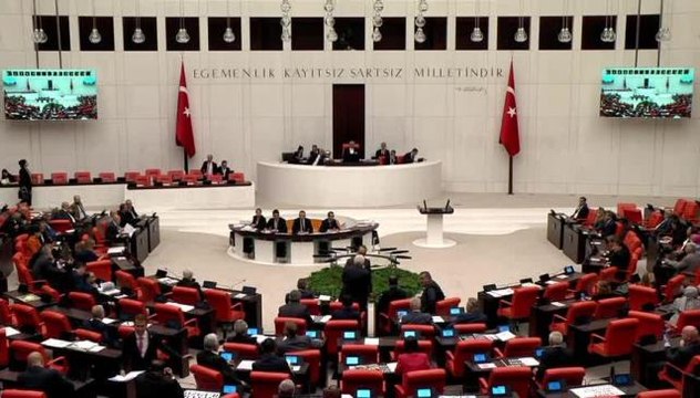Son dakika haberleri | Gamze Taşçıer: Sadece Son 5 Günde Mazota Yüzde 25 Zam Yapılırken Susanlar, CHP'li Belediyeleri Gayri Nizami ve Gayri Ahlaki Bir Siyasetle Batırmaya...