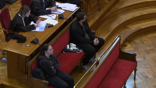 Turno de los peritos forenses de la acusación en el juicio por el parricidio de Vilanova