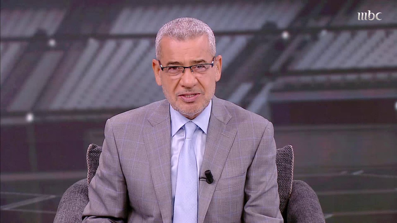 فيديو طريف.. الآغا للدغيثر: إنجليزي ده يا مرسي؟ قبل أن يغني له على الهواء بمناسبة عيد ميلاده