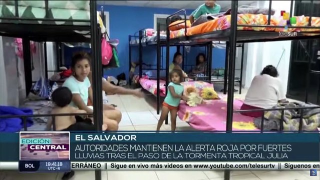 El Salvador continúa en alerta roja por intensas lluvias