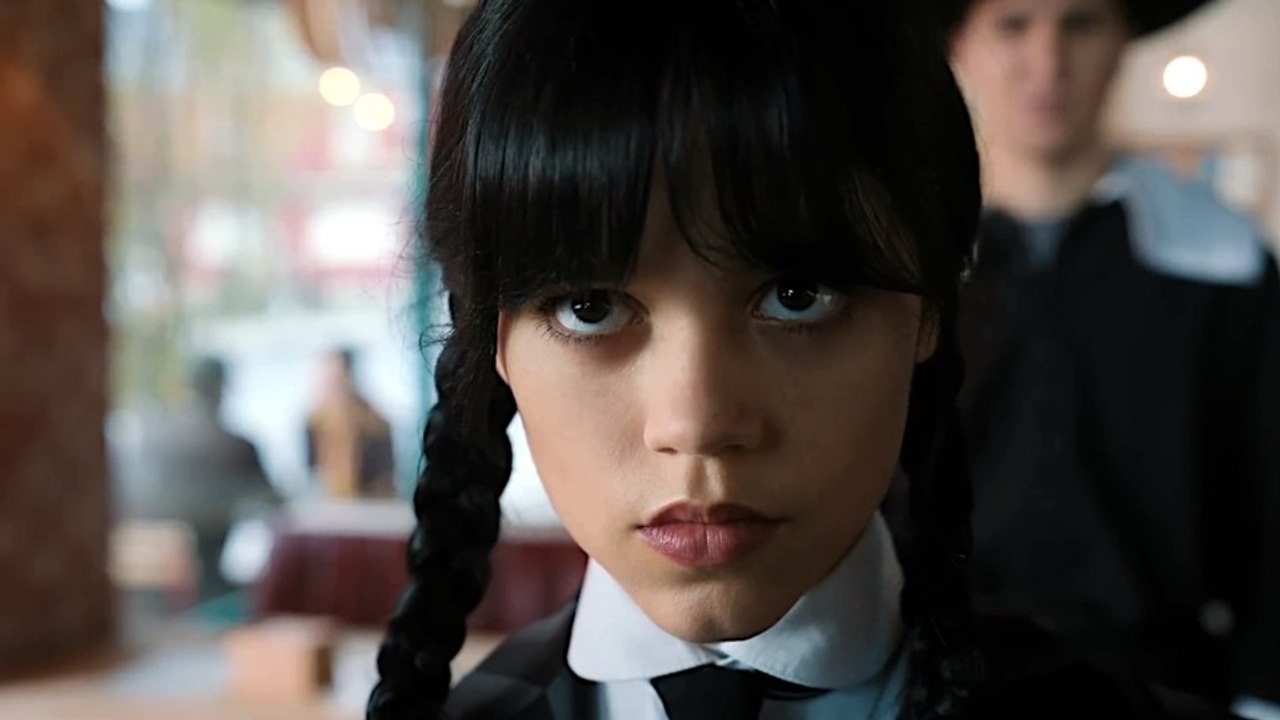 Tim Burton bringt die Addams Family im Netflix-Trailer zu Wednesday zurück