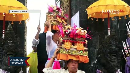Upacara Mepepada Agung Di Pura Tuluk Biyu Batur