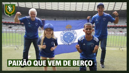 'Paixão que vem de berço': crianças simbolizam redenção do Cruzeiro