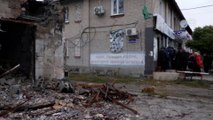 Ukrayna'da savaşın şiddetinin arttığı şehirlerde yaşam ilkelleşiyor