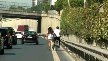 Son dakika 3. sayfa: Sarıyer'de patenli ve bisikletli çiftin tehlikeli yolculuğu kamerada