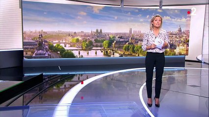 Anne-Sophie Lapix danse en plein direct sur France 2