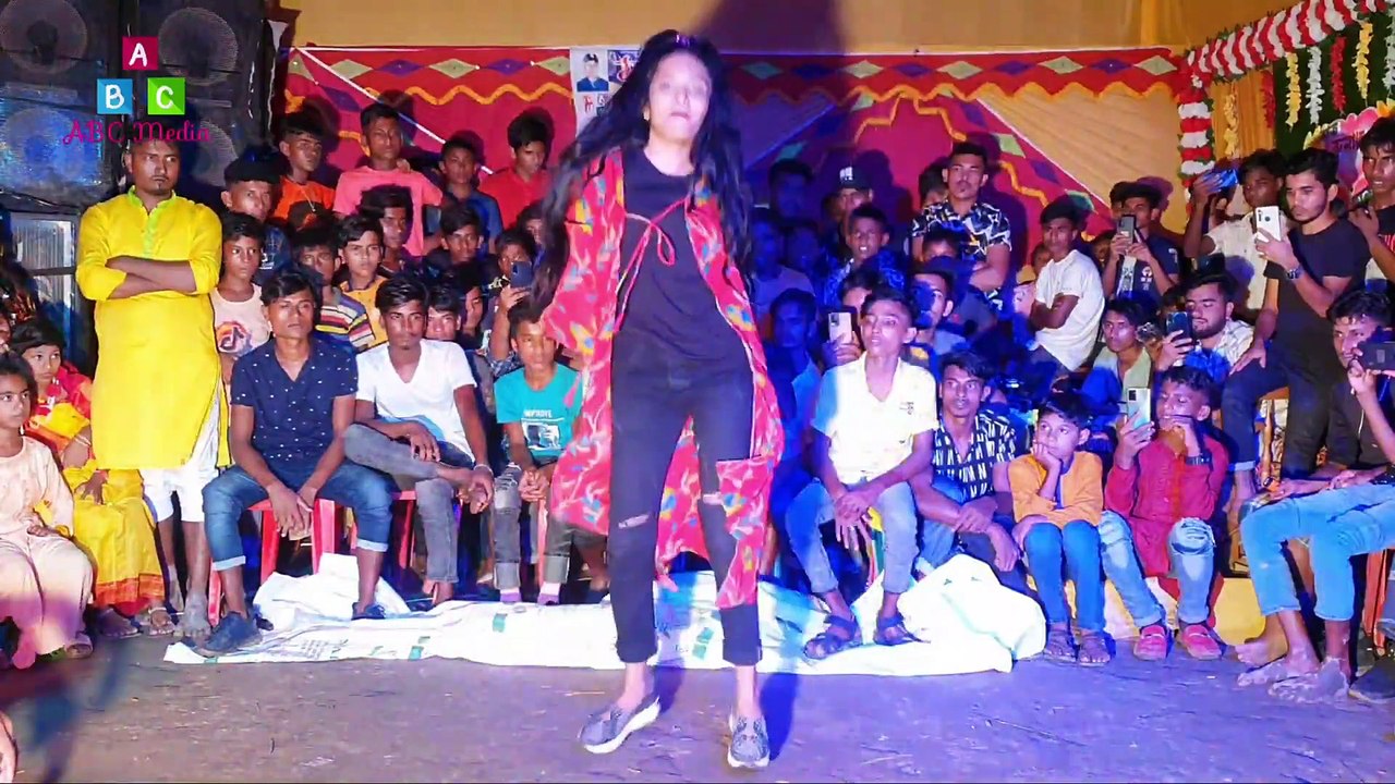 গায়ে হলুদে মাহির উরাধুরা ডান্স - Bangla New Dance Performance - Dj Mahi