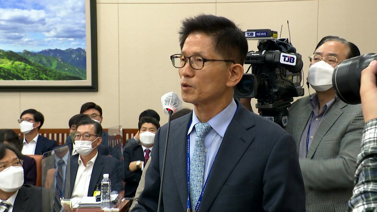 환노위 국감, 김문수 "윤건영 종북" 발언에 종일 파행 / YTN