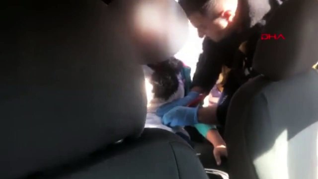 Lise öğrencisi karnına bıçak saplanmış halde bulundu