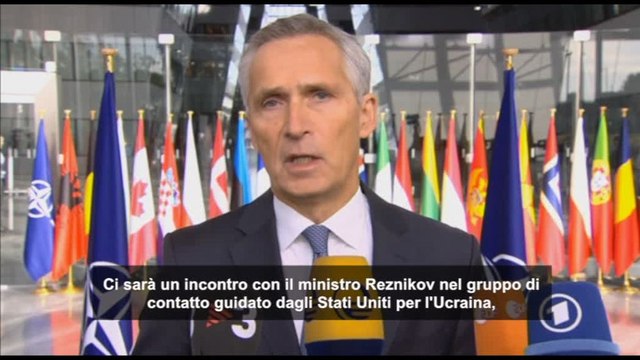 Stoltenberg: priorità assoluta ulteriore difesa aerea per Ucraina