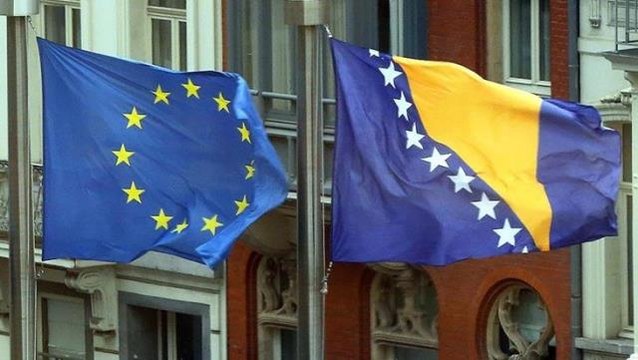 Türkiye'yi 63 yıldır kapıda bekleten AB, bir ülkeye daha Aday ülke statüsü veriyor