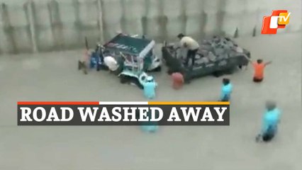 Heavy rainfall washes away road in Koppal district of Karnataka