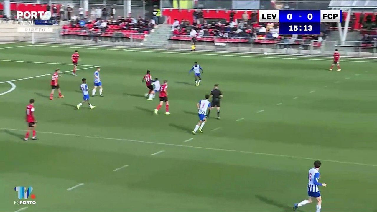 FC Porto (Sub-19): Dragões chegam ao intervalo em vantagem sobre o Bayer Leverkusen