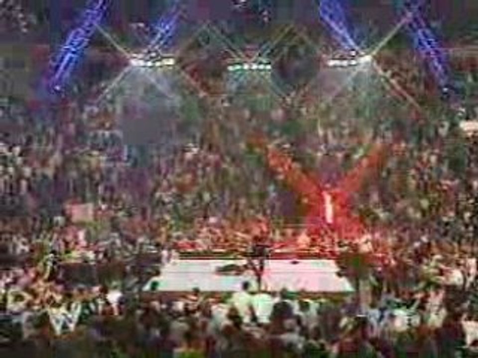 WWE - KANE UNMASKS ON RAW 06-26-2003