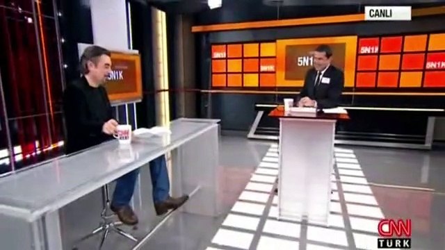 ALİ İHSAN VAROL'DAN CÜNEYT ÖZDEMİR'E 'KELİME OYUNU'