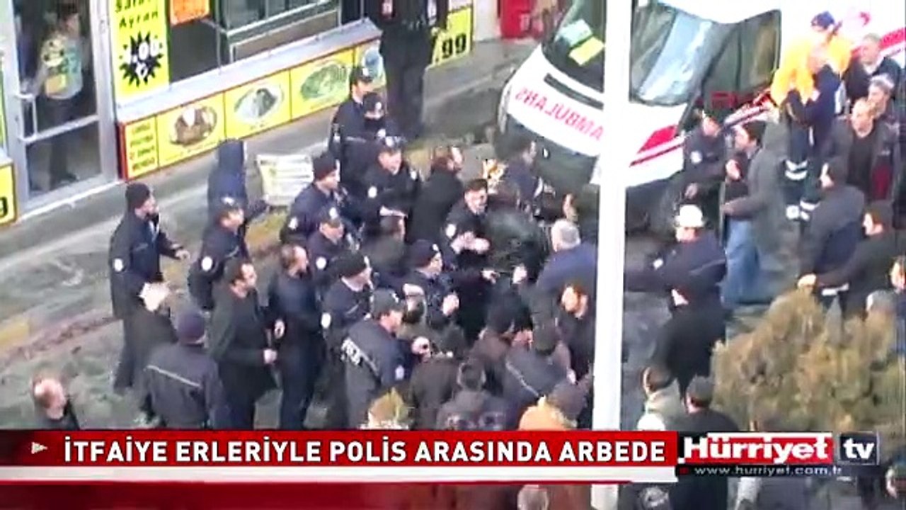 İNANILMAZ OLAY! POLİS VE İTFAİYECİLER YUMRUK YUMRUĞA KAVGA ETTİ