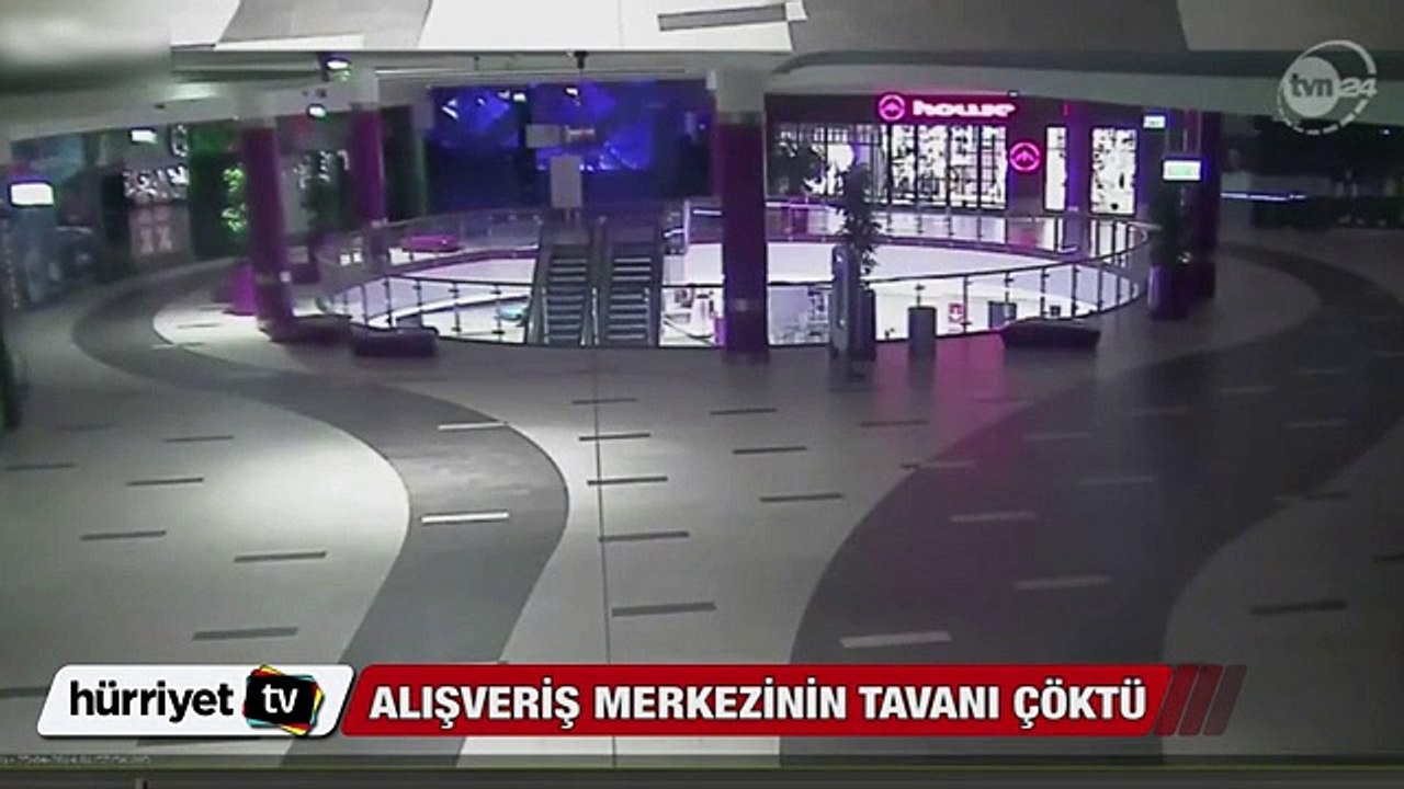 Alışveriş merkezinin tavanı çöktü