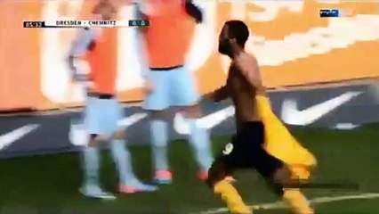 Golü attı, çıldırdı, atıldı!