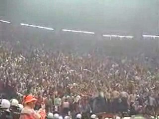 Delije...navijanje...Crvena Zvezda-Paok