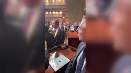 İbb Meclisi'nde 'Sansür Yasası' Gerginliği