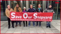 Pallion Shipyard campaigners walk from Keel Square to City Hall