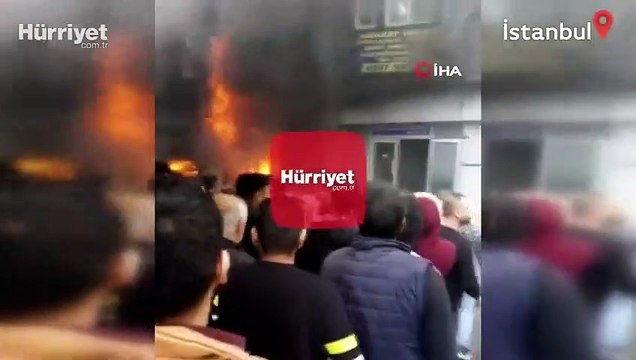 Bağcılar'da tekstil atölyesinde yangın!