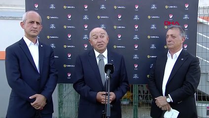 Nihat Özdemir ve Ahmet Nur Çebi'den kadın futbolu sözleri