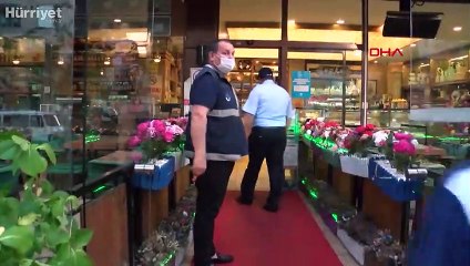 Pendik'te istinat duvarı çöken 5 katlı bina boşaltıldı