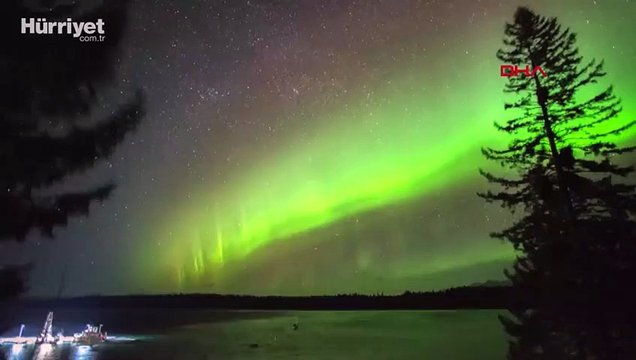 Alaska semalarında Kuzey Işıkları'nın muazzam dansı kamerada