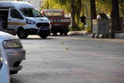 Son dakika haber... İzmir'de kreş yakınında silahlı saldırı: 1 yaralı