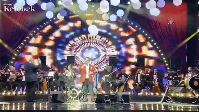 İbrahim Tatlıses, 12 yıl aradan sonra konser verdi