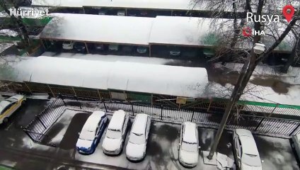 Moskova'da, Kızıl Meydan beyaza büründü