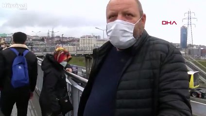 Esenyurt'ta üst geçitte su birikintisi ve çamur çilesi  "Surviyor gibi... "