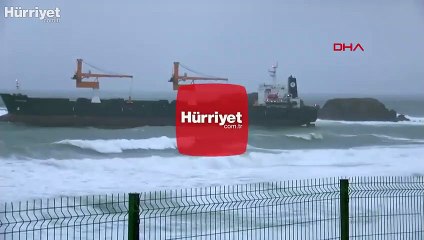 Riva açıklarında gemi karaya oturdu