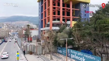 'Dünyanın En Saçma Binası'nın yıkımı başladı