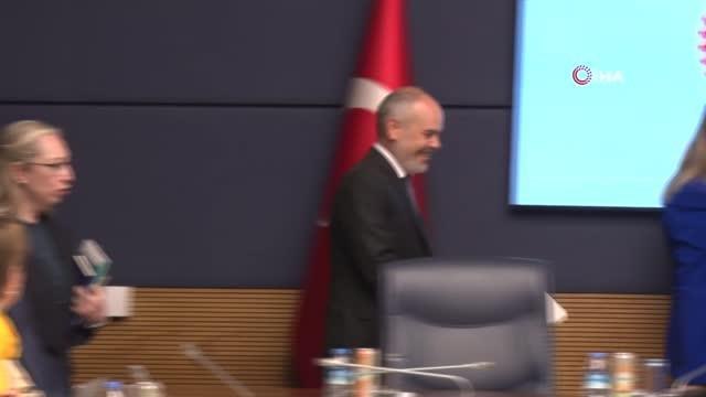 TBMM Dışişleri Komisyonu Başkanı Akif Çağatay Kılıç: - F16 satışında Türkiye'ye doğrudan satışı engelleyen bir şey yok. Dolayısıyla şarta bağlama...