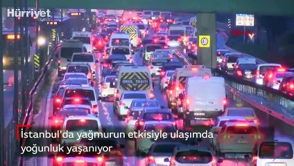 İstanbul'da yağmurun etkisiyle ulaşımda yoğunluk yaşanıyor