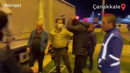 Kaçak göçmenler, gizlice bindikleri TIR dorsesinde yakalandı