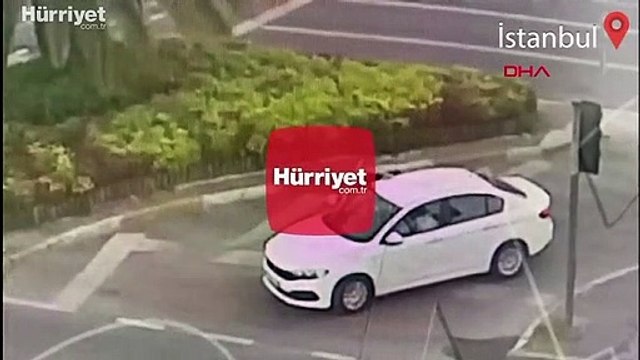 Lüks otomobillerin gösterge panellerini çalan hırsızlar yakalandı