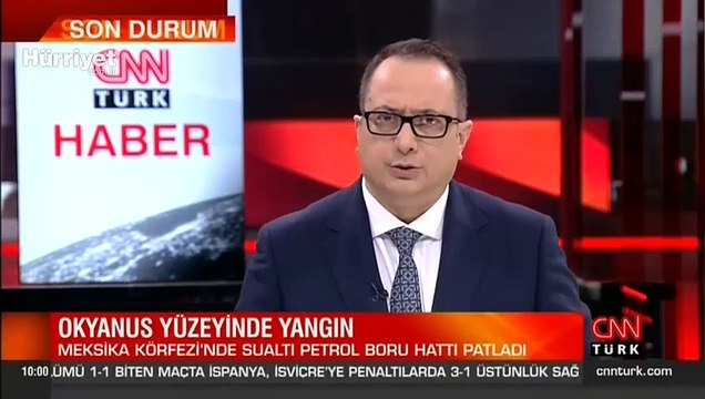 Okyanus yüzeyinde yangın